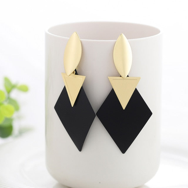 WYBU Summer Style Golden Drop Earrings For Women Geomatric Black Long Hanging Earring Triangle Bts Jewelry Earing bijouterie