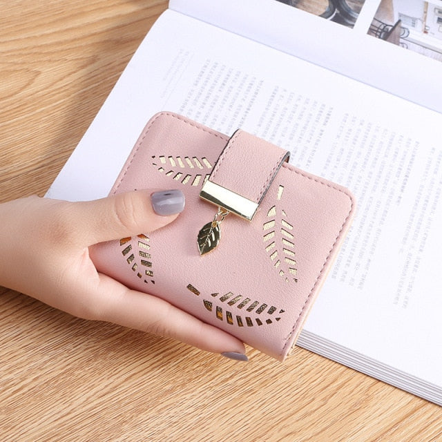 2020 Design Women's Purse Zipper Leather Ladies Wallet Women Luxury Brand Small Female Wallet Hollow Leaves for Credit Cards