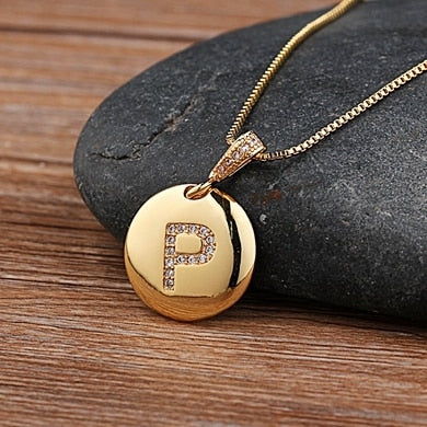 New Hot Sale Top Quality Women Girls Initial Letter Necklace Gold Color 26 Letters Charm Necklaces Pendants Copper Jewelry Gift