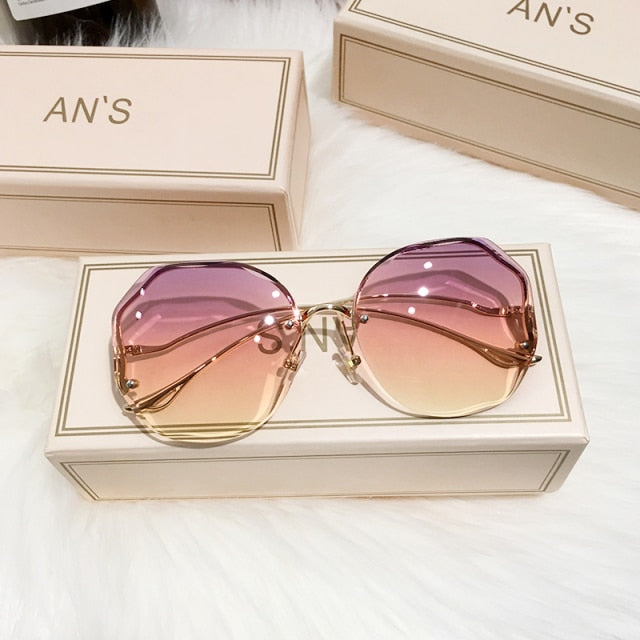 2022 Fashion Tea Gradient Sunglasses Women Ocean Water Cut Trimmed Lens Metal Curved Temples Sun Glasses Female UV400