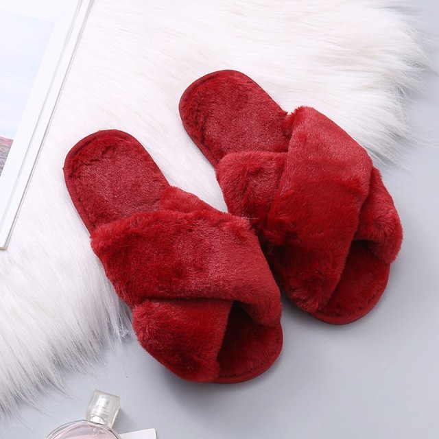 Women Fashion Warm Fluffy Slippers Cozy Faux Fur Cross Indoor Floor Slides Flat Soft Furry Ladies Female Celebrities Flip Flops